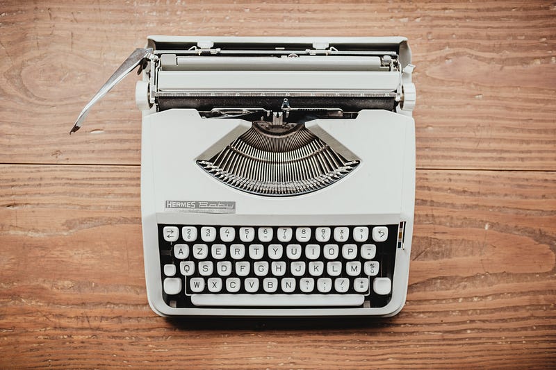 Historical typewriter showcasing QWERTY layout