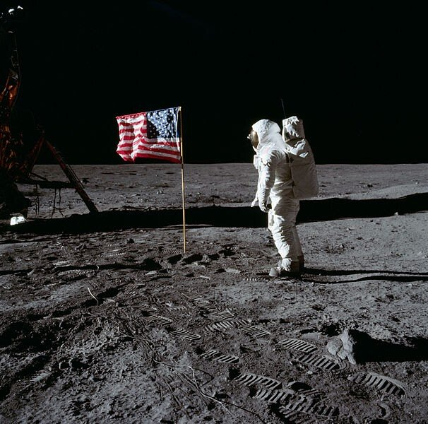 Apollo mission lunar landing without stars